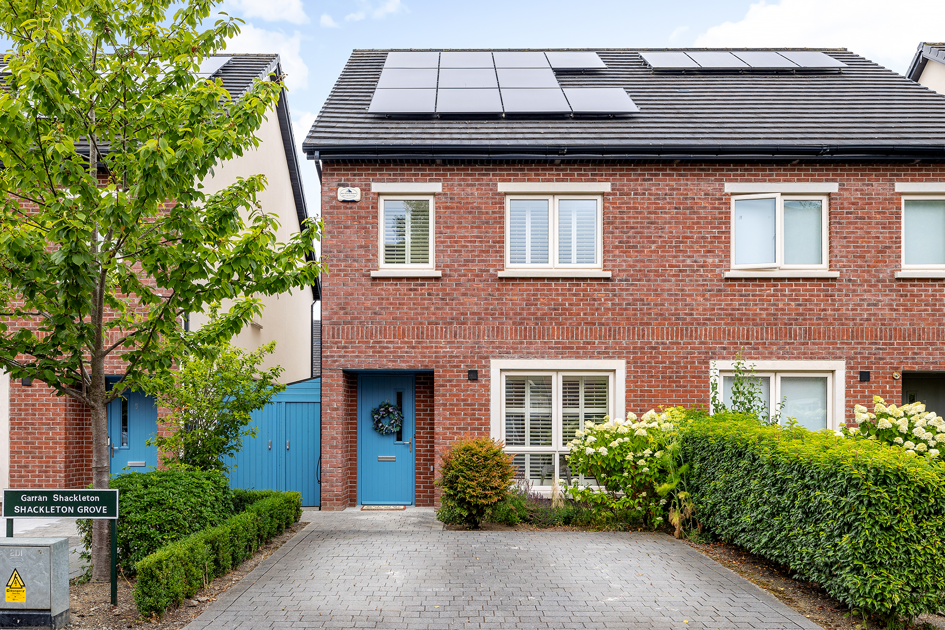 How to Choose the Best Estate Agent to Sell Your Lucan Home in 2026